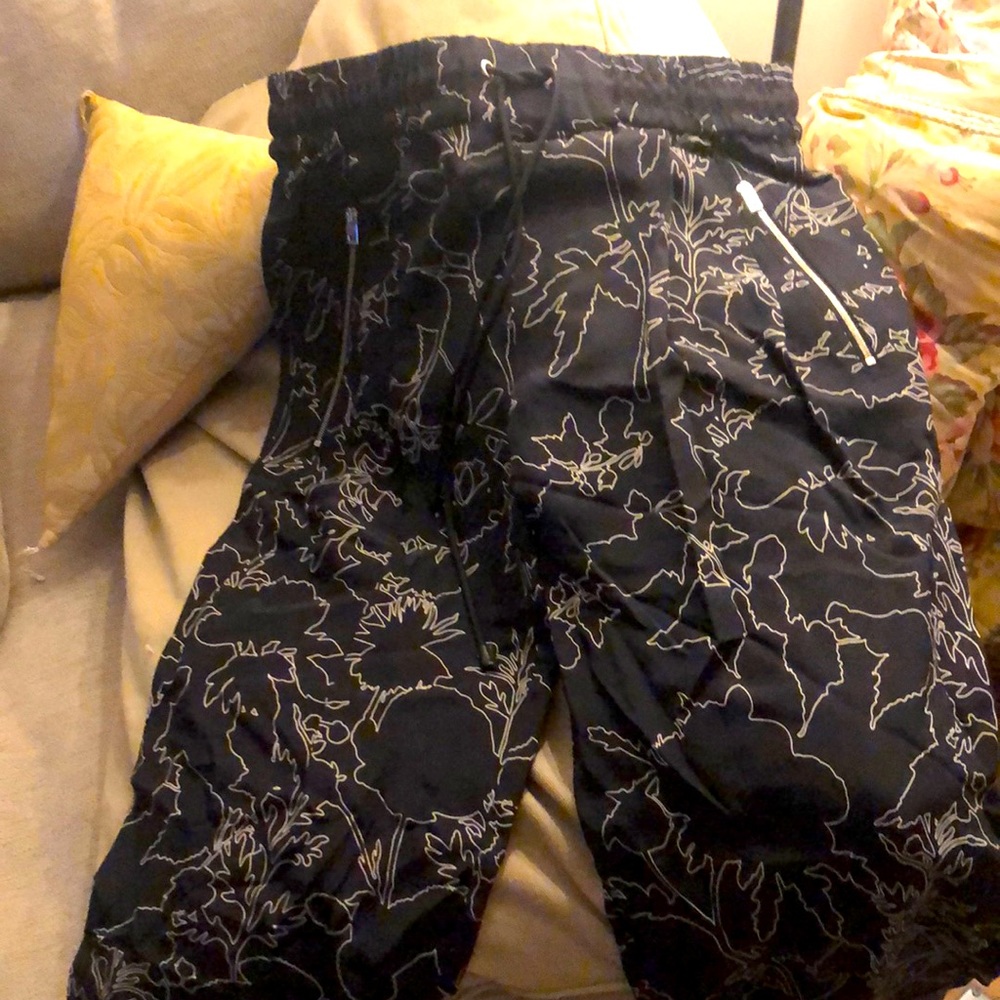 Rag& Bone. NWT flash $130. ( 6 hours only